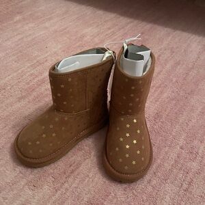 NWT Gap Toddler Cozy Star Boot Size 9, Cognac with Gold Stars